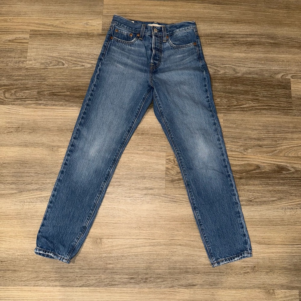 Levis Premium Wedgie Jeans Womens 24 High Rise Straight Denim